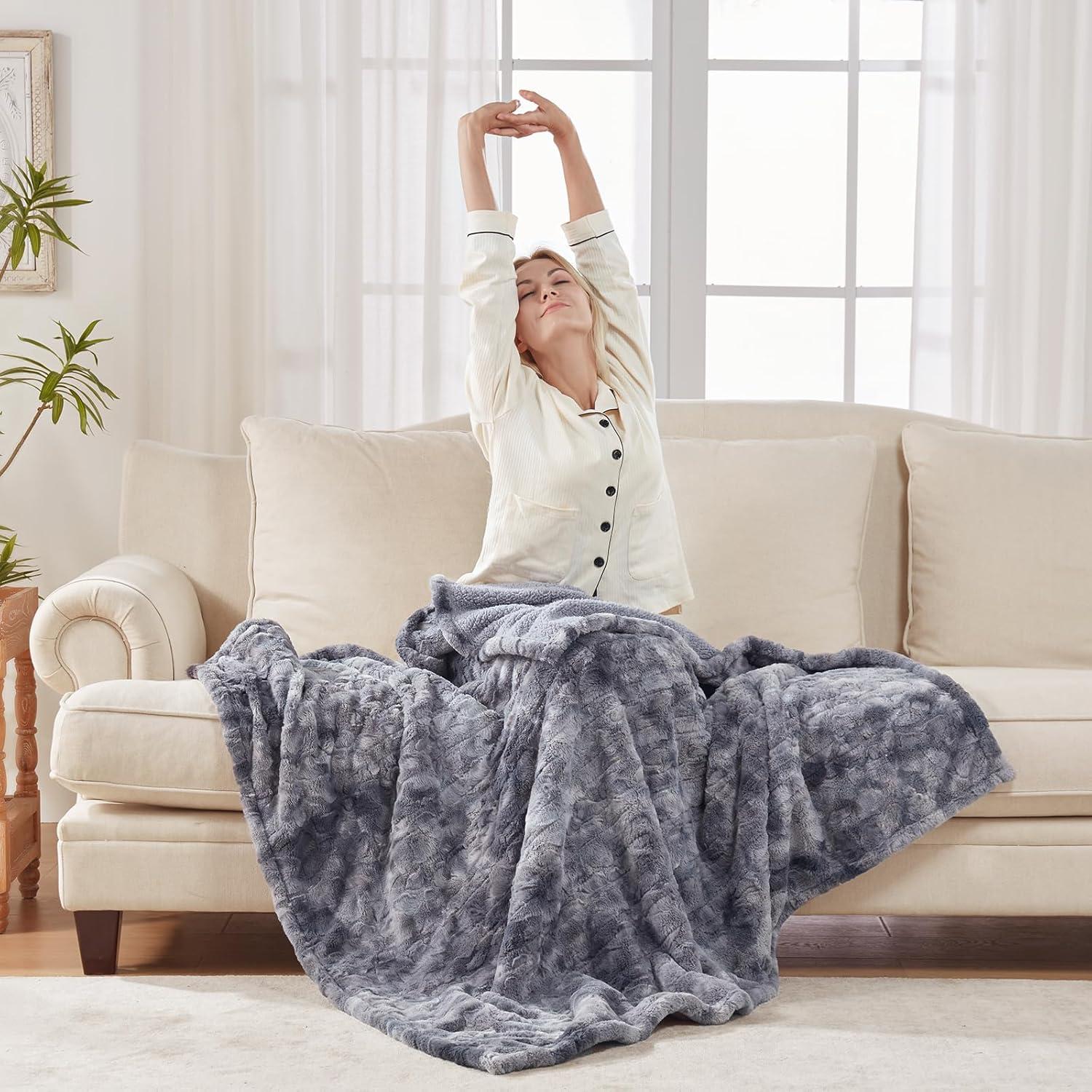 image:imageWestinghouse Electric Blanket Queen Faux Fur Heated Blanket with 10 Heating Levels amp 112 Hours Auto Off Soft Cozy Sherpa Heated Blanket Washable Blanket 84 x 90 Queen Size GreyGrey